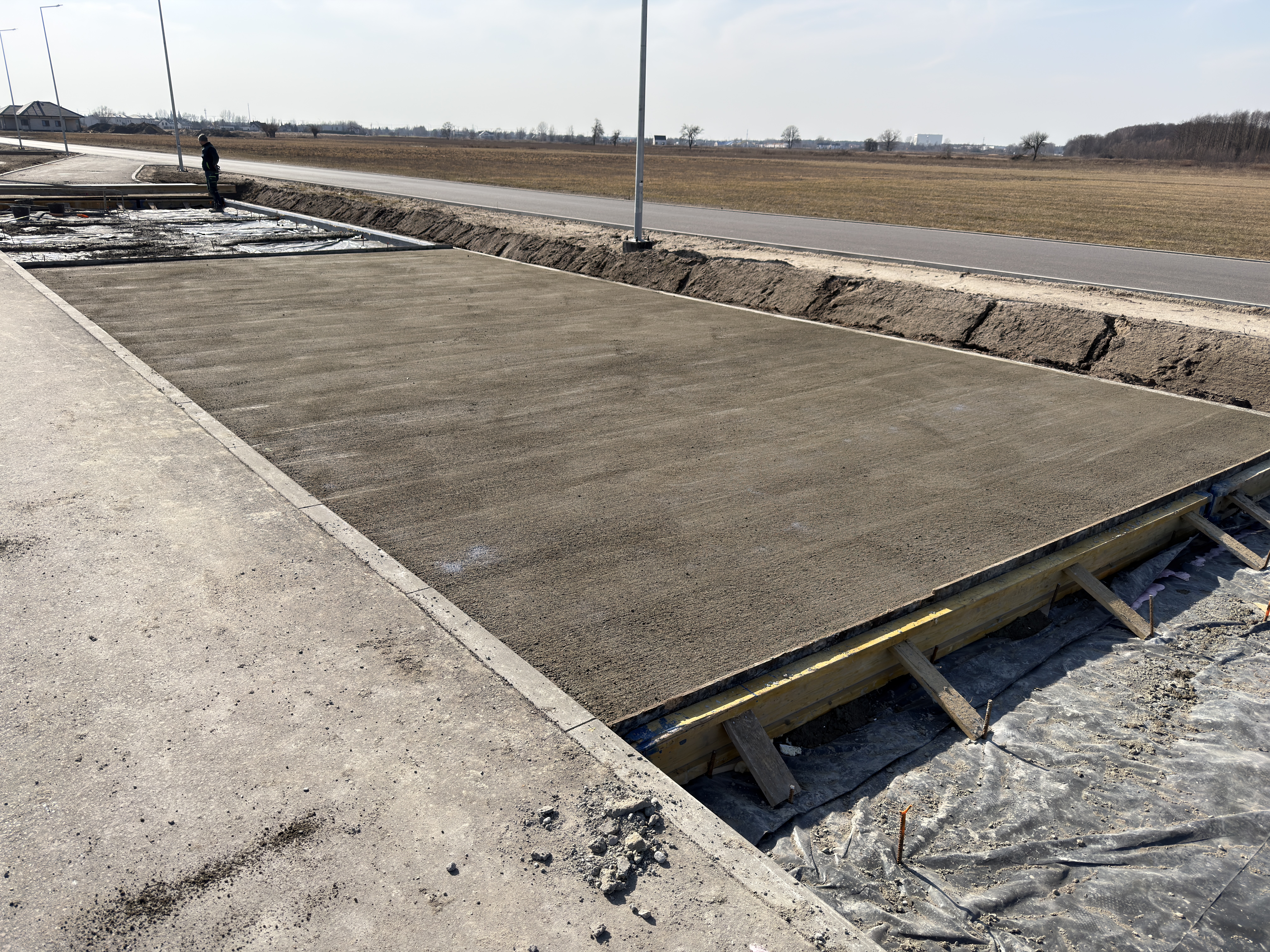 Beton strukturalny - SZCZOTKOWANY 
1 etap betonowania