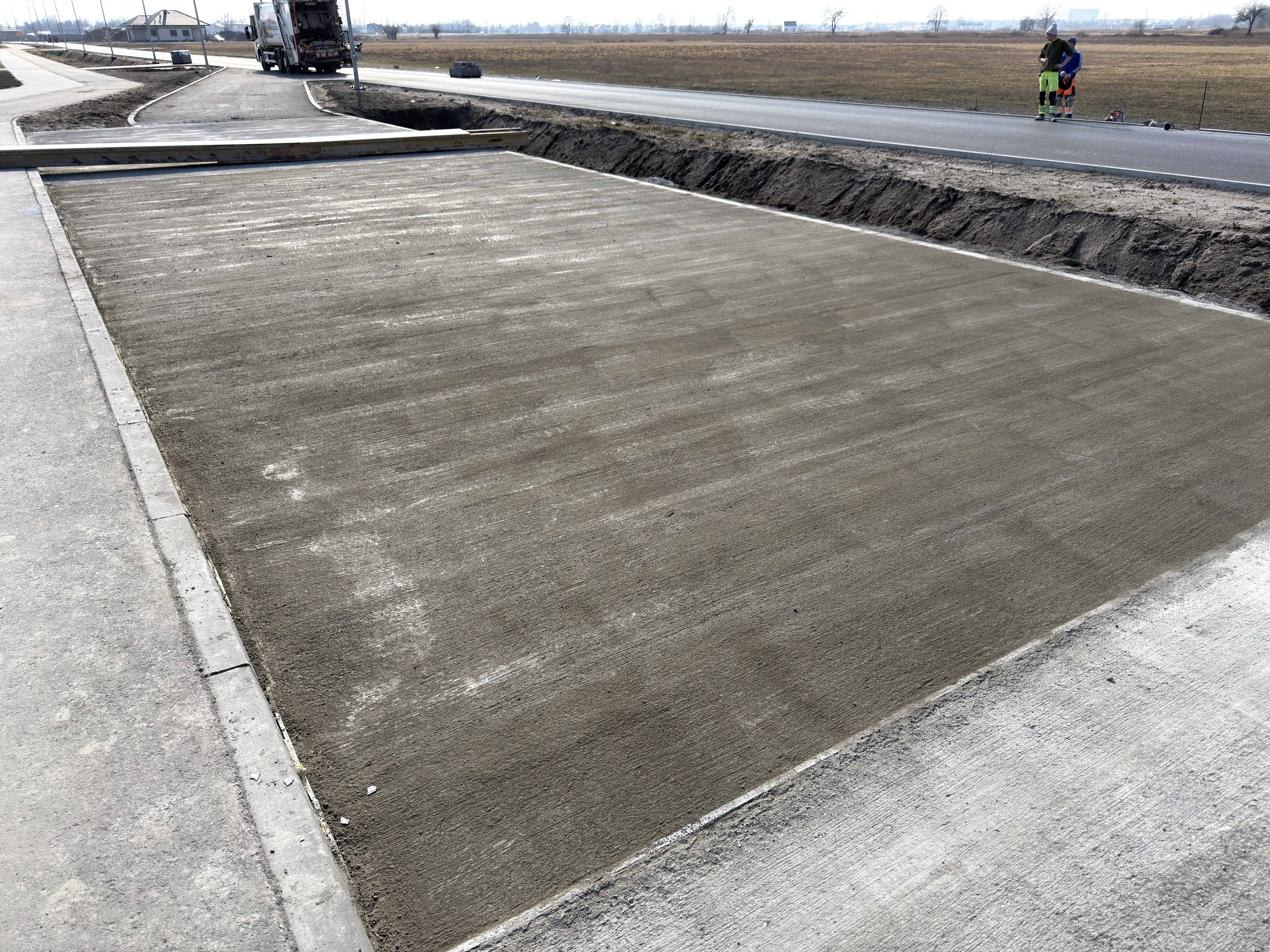 Beton strukturalny - Szczotkowany - Waga dla pojazdów